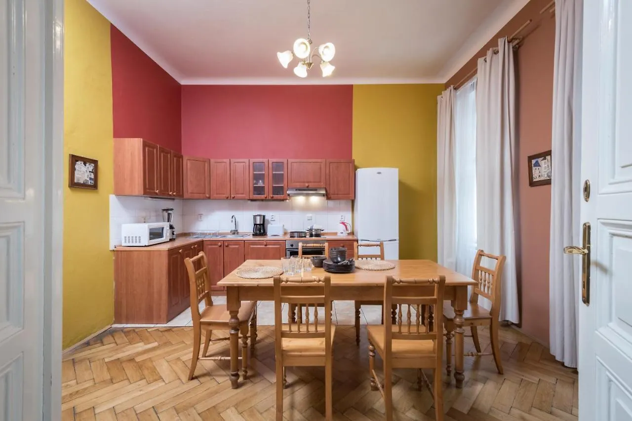Liliova Apartments Praga Czechy